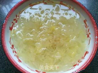 【润肺安神健脾甜汤】的做法步骤:3
