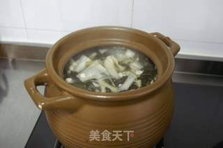 菜干南北杏龙骨汤的做法步骤:6