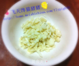 小炒嫩南瓜的做法步骤：1