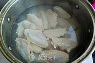 腐乳啤酒鸡翅的做法步骤:2