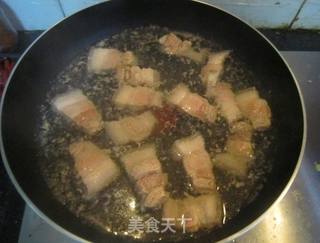 五花肉烧土豆的做法步骤：4