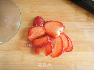 西瓜草莓冰饮的做法步骤:5