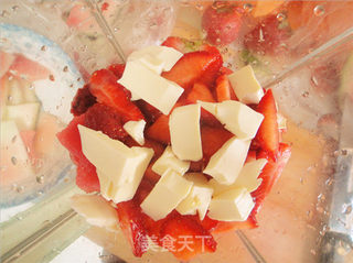 西瓜草莓冰饮的做法步骤:6