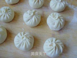 【花样包菜】---小笼包的做法步骤:8