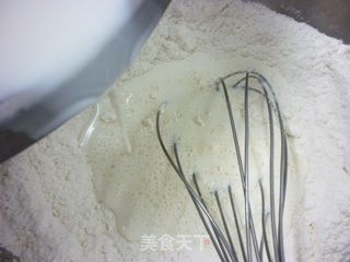 马蹄莲蛋卷的做法步骤：1