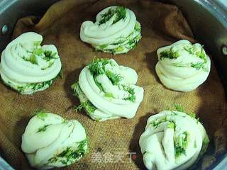 纯碱茴香花卷的做法步骤:14
