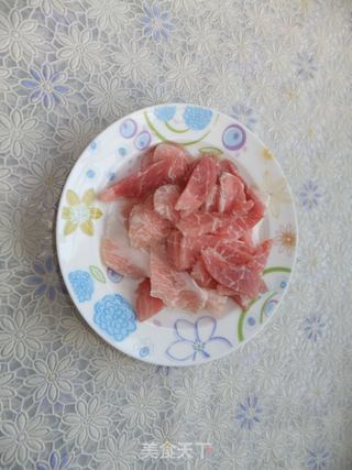 莴苣炒肉片的做法步骤：3