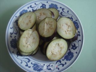 茄子合子的做法步骤：1