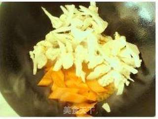 炒菜花的做法步骤:7