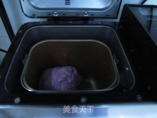 神奇的紫薯----肉松馅紫薯面包的做法步骤:2