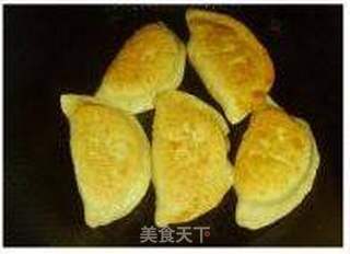 混合面韭菜盒子的做法步骤：12