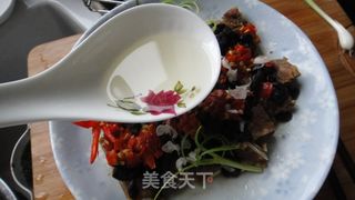 [飞禽走兽]剁椒豉香蒸腊排骨的做法步骤：9
