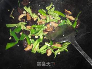 【飞禽走兽】小炒鸡丝的做法步骤:4
