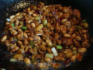 宫保鸡丁的做法步骤:11