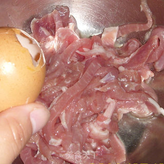 【飞禽走兽】鱼香肉丝的做法步骤:7