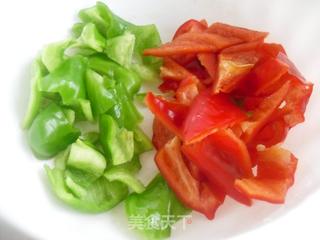 家常回锅肉的做法步骤：1