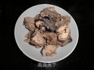 咖喱啤酒鸡的做法步骤：2