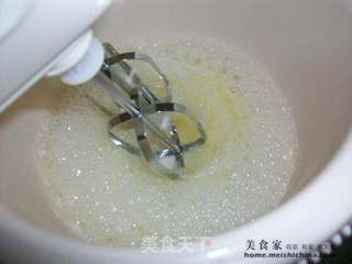 蛋糕体上搞搞新花样@@芝士奶油蛋糕卷的做法步骤:6