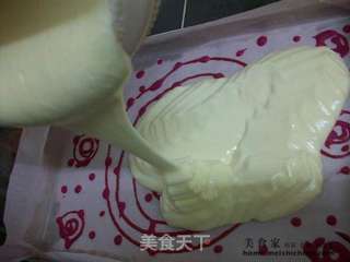 蛋糕体上搞搞新花样@@芝士奶油蛋糕卷的做法步骤:14
