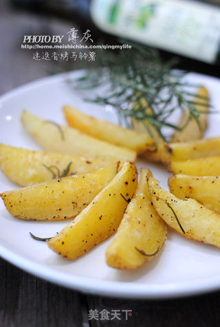 【迷迭香烤马铃薯】土豆里的香草风情的做法步骤:9
