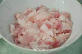 五花肉片蒸虾酱的做法步骤：2