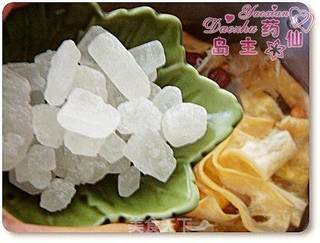 靓汤养美人——青木瓜银耳杏仁糖水的做法步骤:4