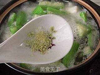 丝瓜牛骨汤煮年糕的做法步骤:5