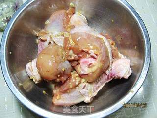 蒜香烤翅根的做法步骤:5