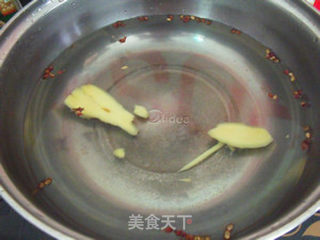 【适合夏天的家常荤菜】黄金啤酒鸡的做法步骤：3