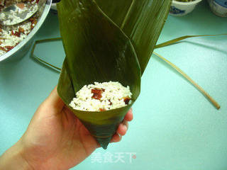 【端午·粽子】大个粽子包法---绿豆玫瑰粽的做法步骤:6