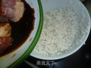 经典咸味粽——蛋黄肉粽的做法步骤:3