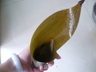 经典咸味粽——蛋黄肉粽的做法步骤:4