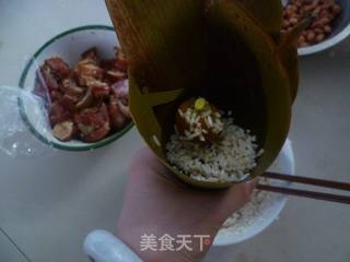 经典咸味粽——蛋黄肉粽的做法步骤:5