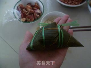 经典咸味粽——蛋黄肉粽的做法步骤:6