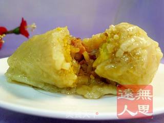 经典咸味粽——蛋黄肉粽的做法步骤:7