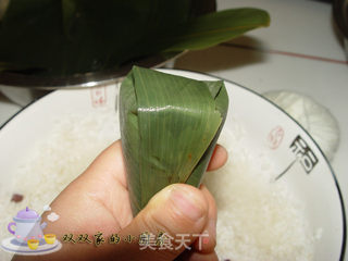 圆锥蜜红豆粽子的做法步骤:11