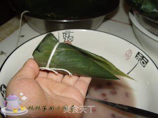 圆锥蜜红豆粽子的做法步骤:12