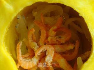 虾仁银鱼金瓜盅的做法步骤:8