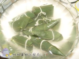 蜜樱桃水晶粽的做法步骤:15