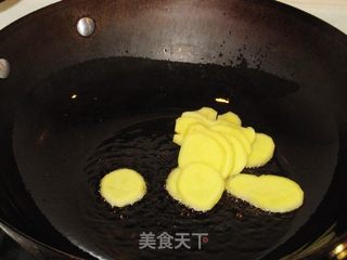 绿笋炒肉片的做法步骤：3