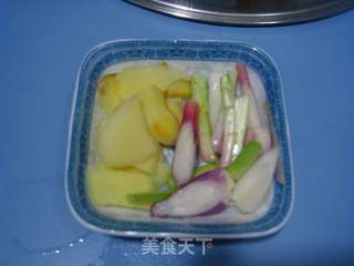 蒜子陈皮鸡的做法步骤:7
