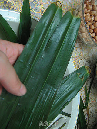 【端午. 粽子篇】芸豆花生大枣粽的做法步骤:4