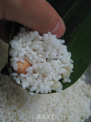 【端午. 粽子篇】芸豆花生大枣粽的做法步骤:9
