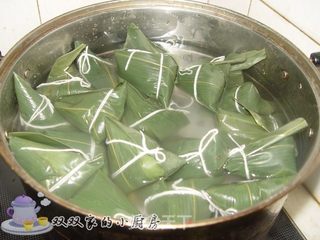 蜜枣粽的做法步骤:9