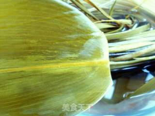 传统红枣粽【三角粽】的做法步骤:4