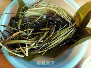 五香肉粽的做法步骤:4