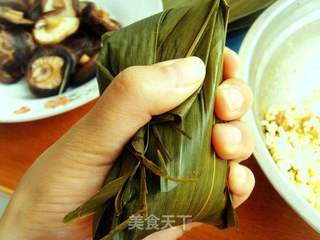 五香肉粽的做法步骤:16