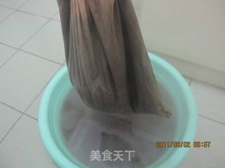 梅干菜肉粽的做法步骤:2