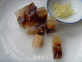 【夏日小凉菜】:双色皮冻的做法步骤:12