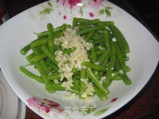 【夏日小凉菜】凉拌酱汁豆角的做法步骤:6